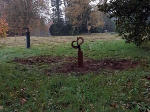 urnengraf op natuurbegraafplaats